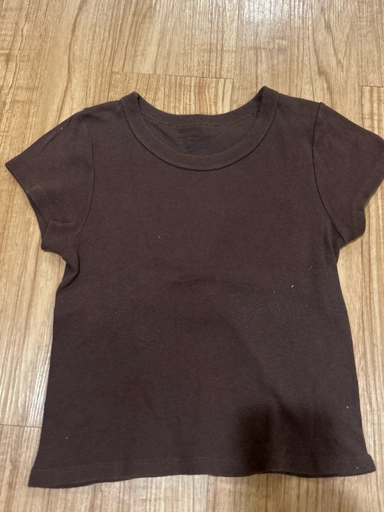 Brandy Melville Tops - Brandy Melville Brown Ribbed Crop Tee